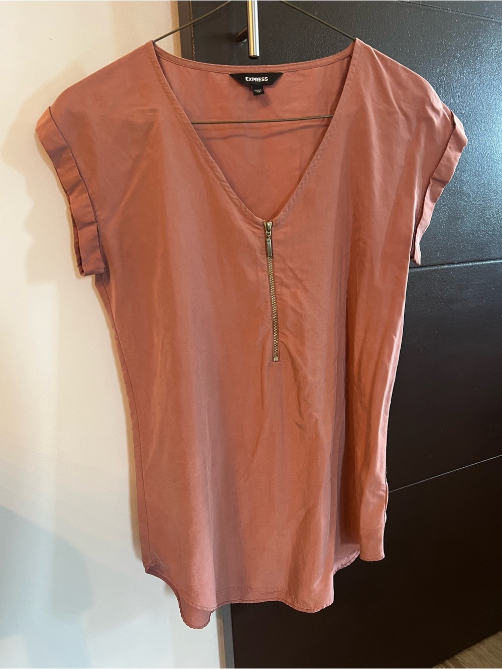 Express Dusky Rust Zip-Front V-Neck Tunic